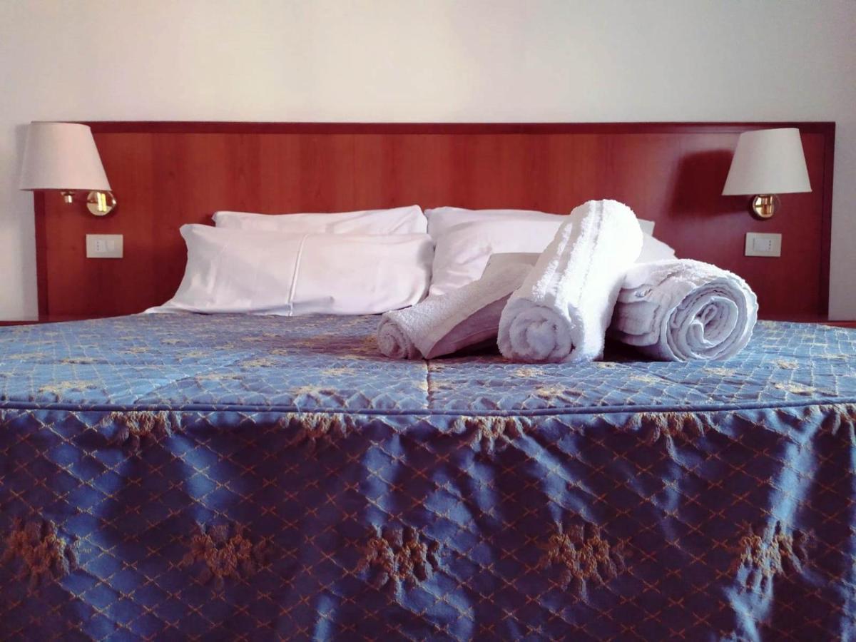 Hotel Domus Cesena Zewnętrze zdjęcie