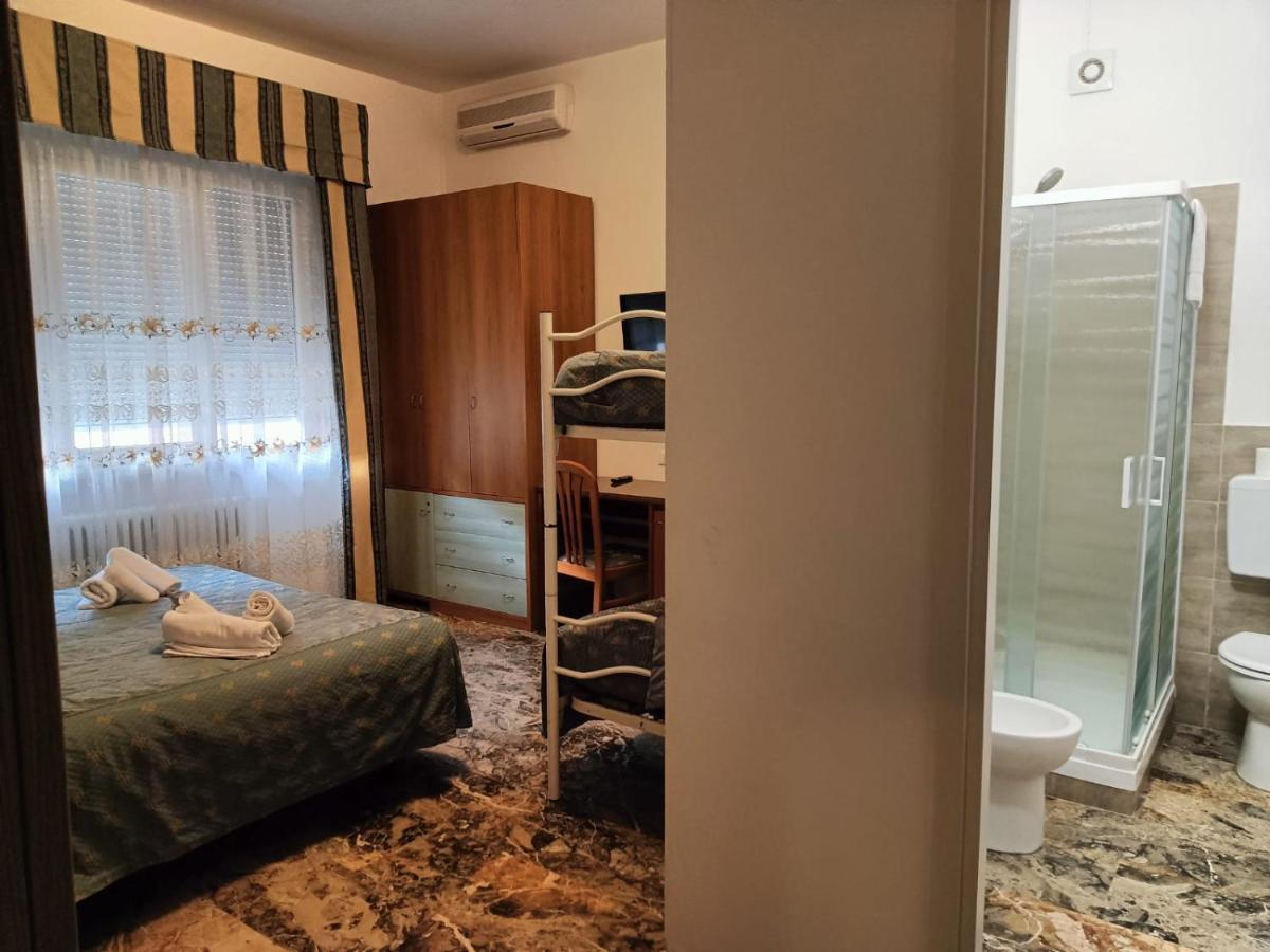 Hotel Domus Cesena Zewnętrze zdjęcie